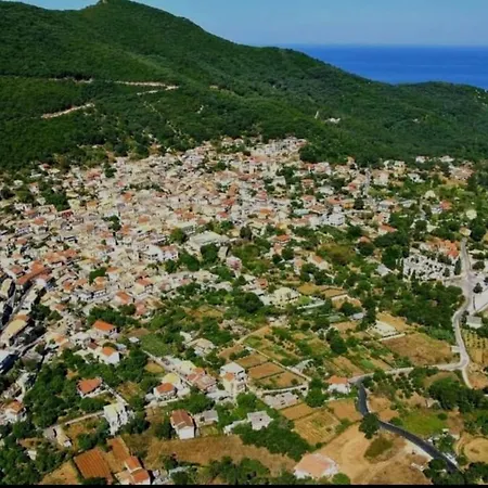 Mountain View Village House- Agios Mattheos Casa de Férias